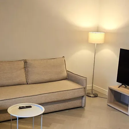 Friedrich Magnus, Gueldenstubbe Residences Apartman