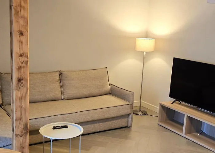 Friedrich Magnus, Gueldenstubbe Residences 公寓